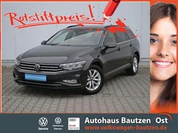 Grau Gebraucht 2022 VW Passat Business Kombi | 29.859 € (Teuer)