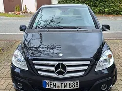 Schwarz Gebraucht 2009 Mercedes B180 Van / Kleinbus | 2.999 € (Guter Preis)