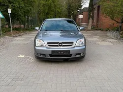 Grau Gebraucht 2005 Opel Vectra Kombi | 500 € (Superpreis)