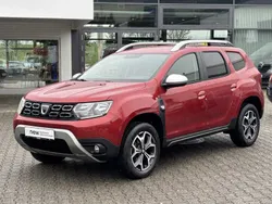 Rot Gebraucht 2022 Dacia Duster Prestige SUV | 19.940 € (Fairer Preis)