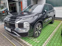 Schwarz Gebraucht 2025 Mitsubishi Outlander P-HEV Edition SUV | 49.790 €
