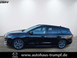 Obsidianschwarz metallic Gebraucht 2022 Ford Focus ST-Line X Kombi | 18.900 € (Fairer Preis)