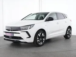Lack weiss Gebraucht 2023 Opel Grandland X Elegance SUV | 24.115 € (Fairer Preis)