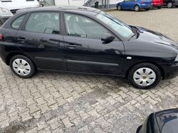 Schwarz Gebraucht 2004 Seat Ibiza Limousine | 1.490 € (Fairer Preis)