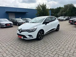 Weiß Gebraucht 2018 Renault Clio IV LIMITED Kleinwagen | 8.350 € (Guter Preis)