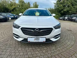 Schneeweiss/olympic/summit whi Gebraucht 2019 Opel Insignia Kombi | 9.999 € (Fairer Preis)