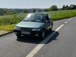 Grün Gebraucht 1993 Peugeot 106 Roland Garros Kleinwagen | 2.950 €