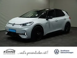 Gletscherweiß metallic/schwarz Gebraucht 2024 VW ID.3 GTX Kleinwagen | 46.420 €