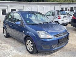 Blau Gebraucht 2008 Ford Fiesta Kleinwagen | 1.600 € (Fairer Preis)