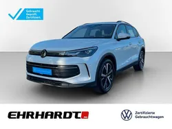 Weiß Gebraucht 2024 VW Tiguan Life SUV | 36.490 € (Etwas zu teuer)