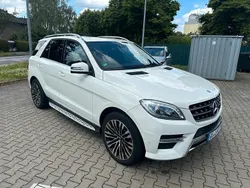 Weiß Gebraucht 2012 Mercedes ML350 SUV | 18.500 €