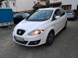 Weiß Gebraucht 2012 Seat Altea XL Van / Kleinbus | 3.999 €