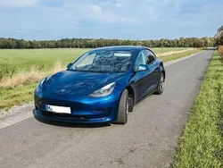 Blau Gebraucht 2022 Tesla Model 3 RWD Limousine | 25.200 € (Guter Preis)