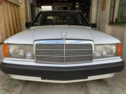 Weiß Gebraucht 1992 Mercedes 190 Limousine | 7.500 €