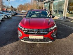 Fusionrot Gebraucht 2022 Dacia Sandero Essentiel Limousine | 12.490 € (Fairer Preis)