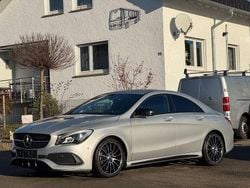 Silber Gebraucht 2017 Mercedes CLA200 AMG line Limousine | 23.490 € (Etwas zu teuer)