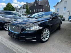 Schwarz Gebraucht 2014 Jaguar XJ Portfolio Limousine | 20.997 €