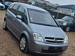 Violet Gebraucht 2006 Opel Meriva Van / Kleinbus | 2.345 € (Guter Preis)