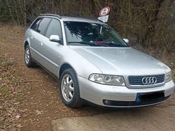 Silber Gebraucht 2000 Audi A4 Kombi | 1.000 € (Superpreis)