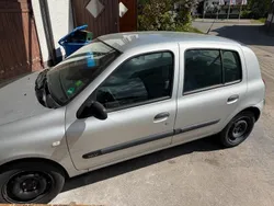 Gebraucht 2006 Renault Clio II Kleinwagen | 1.500 €