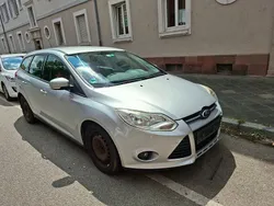 Silber Gebraucht 2012 Ford Focus Titanium Kombi | 2.950 € (Superpreis)