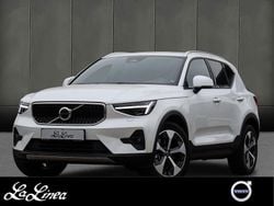 707 crystal white (metallic) Gebraucht 2024 Volvo XC40 Core SUV | 35.890 € (Guter Preis)