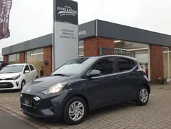 Grau Gebraucht 2024 Hyundai i10 Kleinwagen | 15.490 € (Fairer Preis)