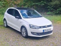 Weiß Gebraucht 2013 VW Polo Trendline Limousine | 6.300 € (Guter Preis)