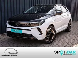 Jadeweiß/diamantschwarz Gebraucht 2024 Opel Grandland X GSe SUV | 34.900 € (Fairer Preis)