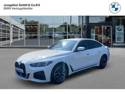 Weiss Gebraucht 2024 BMW 420 Gran Coupé M Sport Coupé | 45.670 € (Fairer Preis)