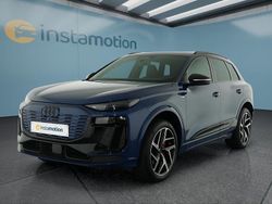 Blau Gebraucht 2024 Audi Q6 e-tron S-Line SUV | 73.699 € (Teuer)