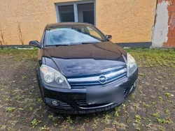 Schwarz Gebraucht 2006 Opel Astra GTC Coupé | 999 € (Guter Preis)
