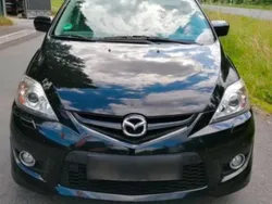 Schwarz Gebraucht 2010 Mazda 5 Van / Kleinbus | 9.150 €