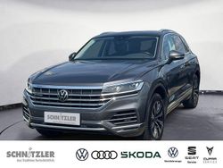 Grau Gebraucht 2021 VW Touareg Elegance SUV | 43.450 € (Superpreis)