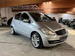 Grau Gebraucht 2008 Mercedes A170 Van / Kleinbus | 2.990 € (Guter Preis)