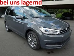 Grau Neu 2025 VW Touran Van / Kleinbus | 40.849 € (Etwas zu teuer)