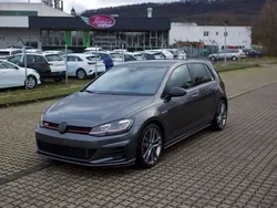 Grau Gebraucht 2017 VW Golf VII GTI Kleinwagen | 21.250 € (Fairer Preis)