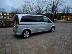 Silber Gebraucht 2011 Mercedes Viano Van / Kleinbus | 16.990 € (Fairer Preis)