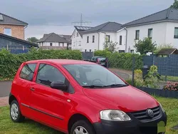 Rot Gebraucht 2008 VW Fox Kleinwagen | 650 €