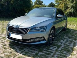 Grau Gebraucht 2020 Skoda Superb Style Limousine | 30.000 € (Etwas zu teuer)