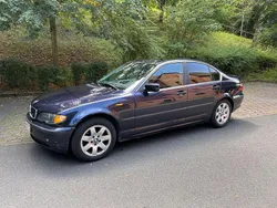 Blau Gebraucht 2002 BMW 325 Limousine | 3.990 € (Fairer Preis)