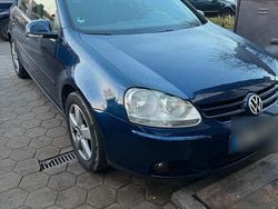 Blau Gebraucht 2008 VW Golf Limousine | 2.399 € (Fairer Preis)