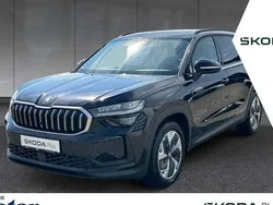 Weiß Gebraucht 2024 Skoda Kodiaq Selection SUV | 38.990 € (Fairer Preis)