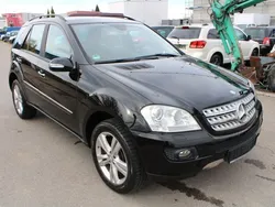 Schwarz Gebraucht 2006 Mercedes ML320 Sport SUV | 7.700 € (Fairer Preis)