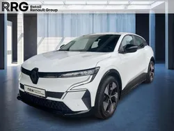Gletscherweiss Gebraucht 2023 Renault Mégane Equilibre Limousine | 28.890 € (Superpreis)