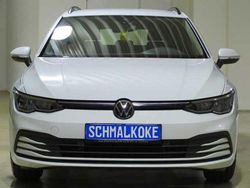 Pure white Gebraucht 2022 VW Golf VIII Life Kombi | 23.500 € (Guter Preis)