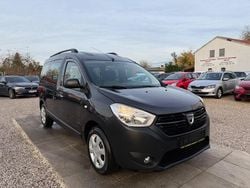 Grau Gebraucht 2018 Dacia Dokker Ambiance Van / Kleinbus | 10.499 € (Superpreis)