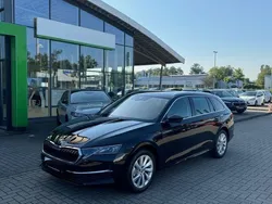 Schwarz Neu 2025 Skoda Octavia Kombi | 34.986 € (Fairer Preis)