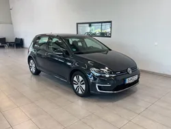 Grau Gebraucht 2017 VW e-Golf Kleinwagen | 11.900 € (Guter Preis)