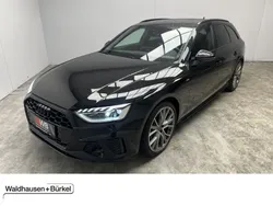 Mythosschwarz (metallic) Gebraucht 2023 Audi A4 S-Line Kombi | 34.950 € (Guter Preis)